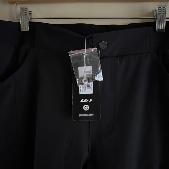 GARNEAU Men’s Black Range 2 Cycling Shorts NWT Sz Medium - Picture 7 of 9